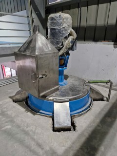 Bồn khuấy 5000L lắp đặt trên sàn